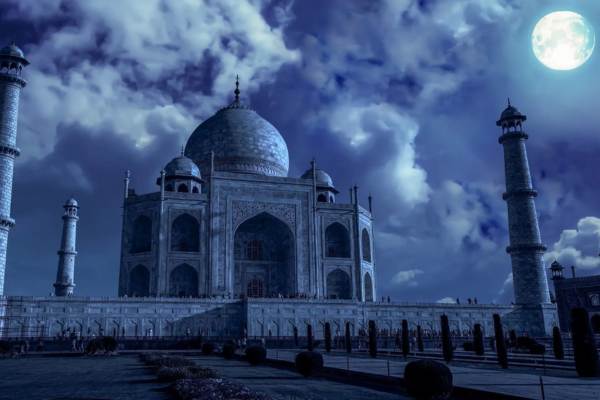  Moonlight Taj Mahal Tour by Car from Delhi